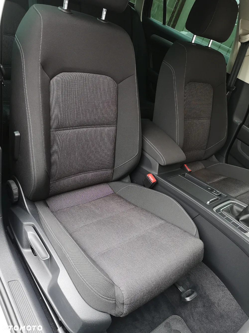 Volkswagen Passat Variant 1.5 TSI OPF Comfortline - 25