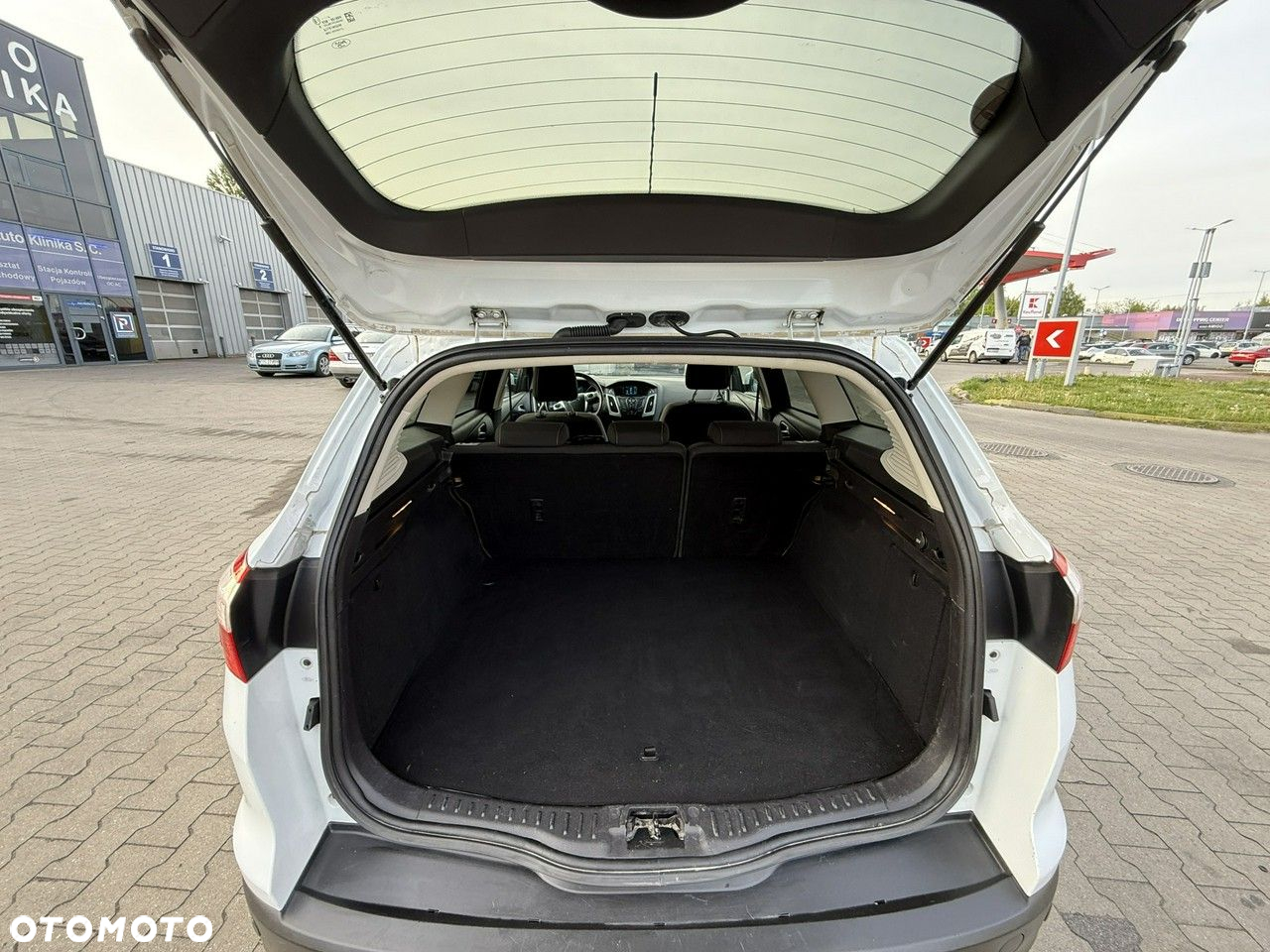 Ford Focus 1.0 EcoBoost Start-Stopp-System COOL&CONNECT - 31