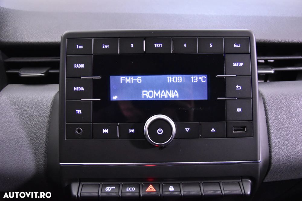Renault Clio - 17