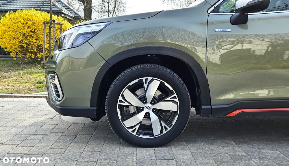 Subaru Forester 2.0i Platinum Lineartronic EU6 - 34