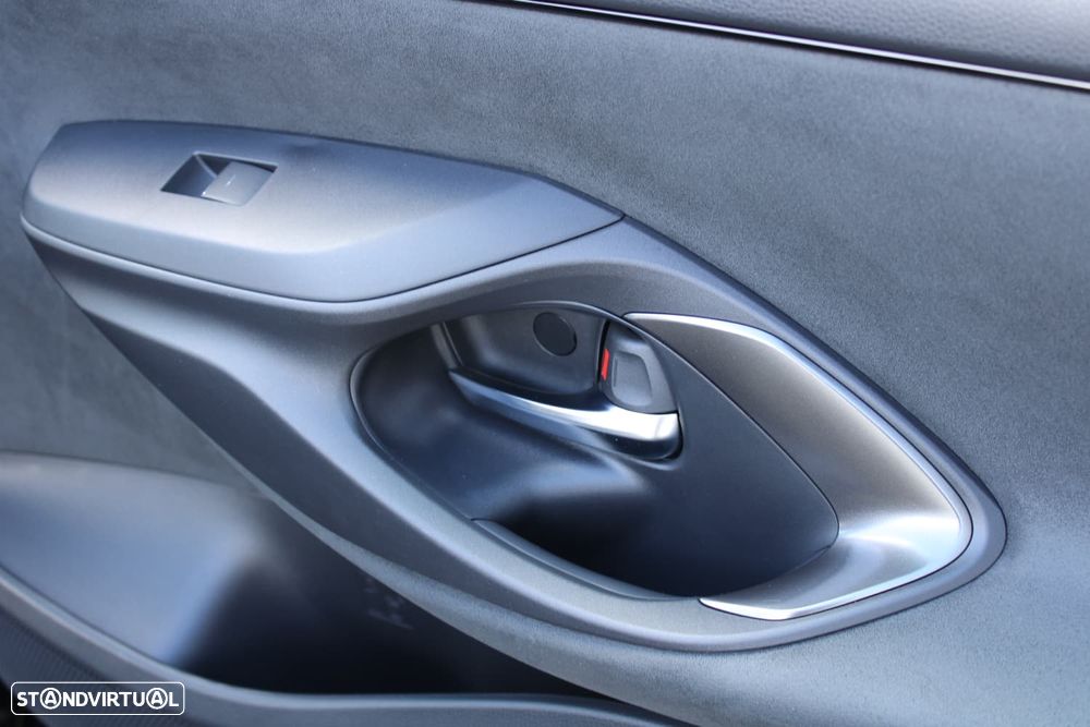 Toyota GR Yaris c/ High-Performance-Pack - 32