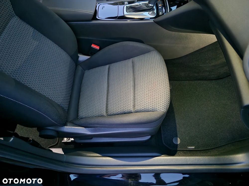 Opel Insignia - 18