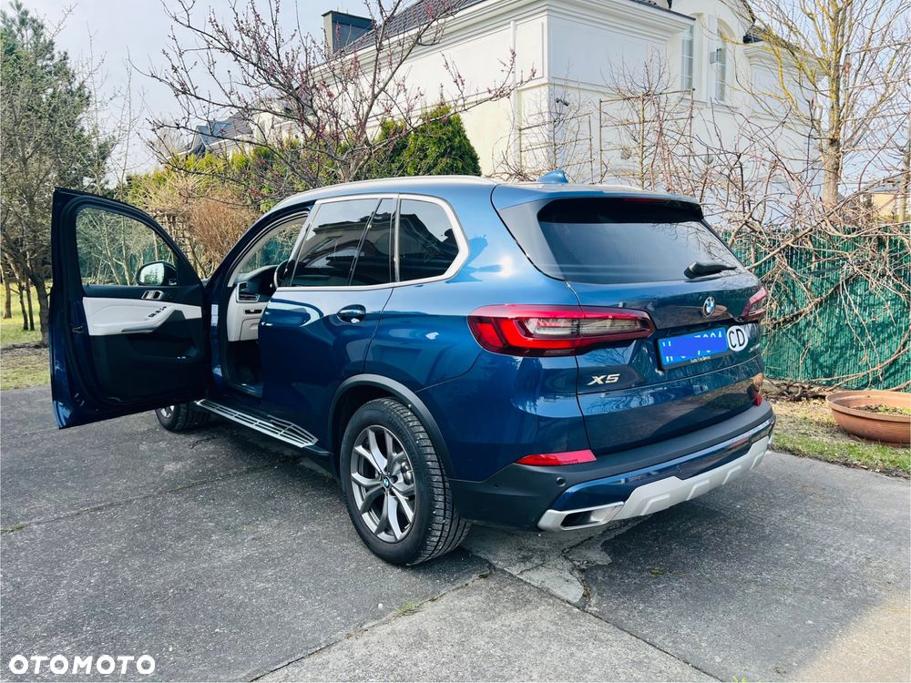 BMW X5 xDrive40i - 12