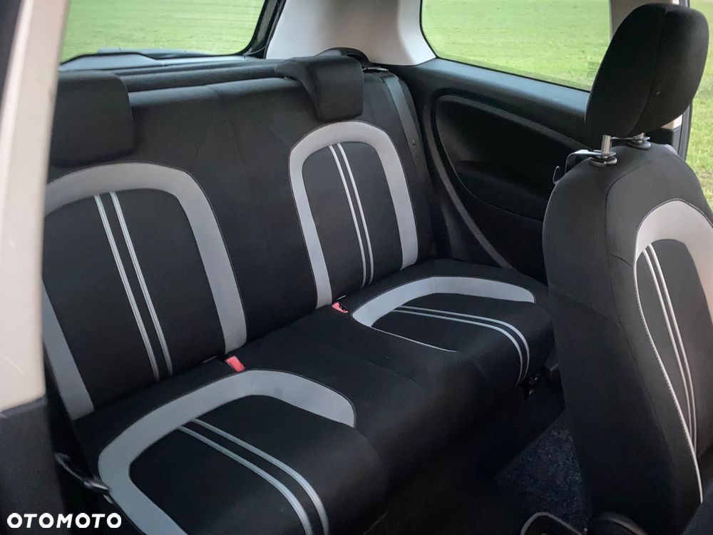 Fiat Grande Punto 1.4 8V - 19