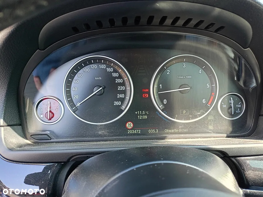 BMW Seria 5 530d Touring Sport-Aut - 18