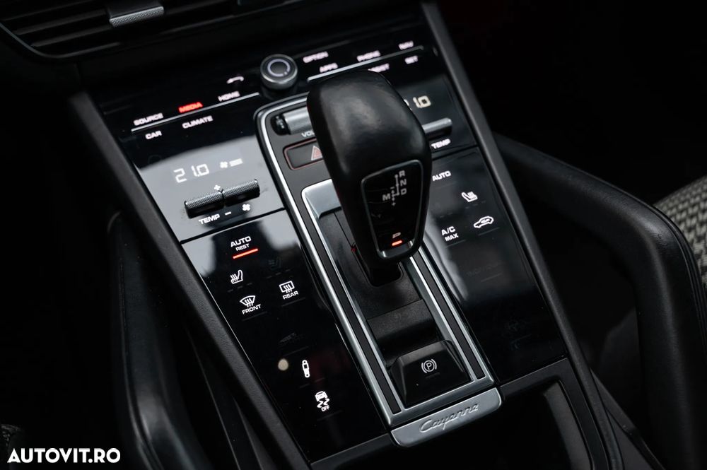 Porsche Cayenne Tiptronic S Platinum Edition - 20
