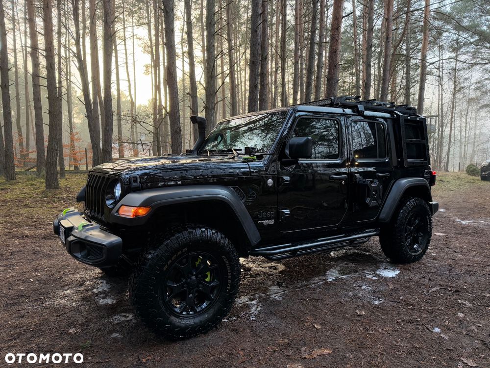 Jeep Wrangler - 4