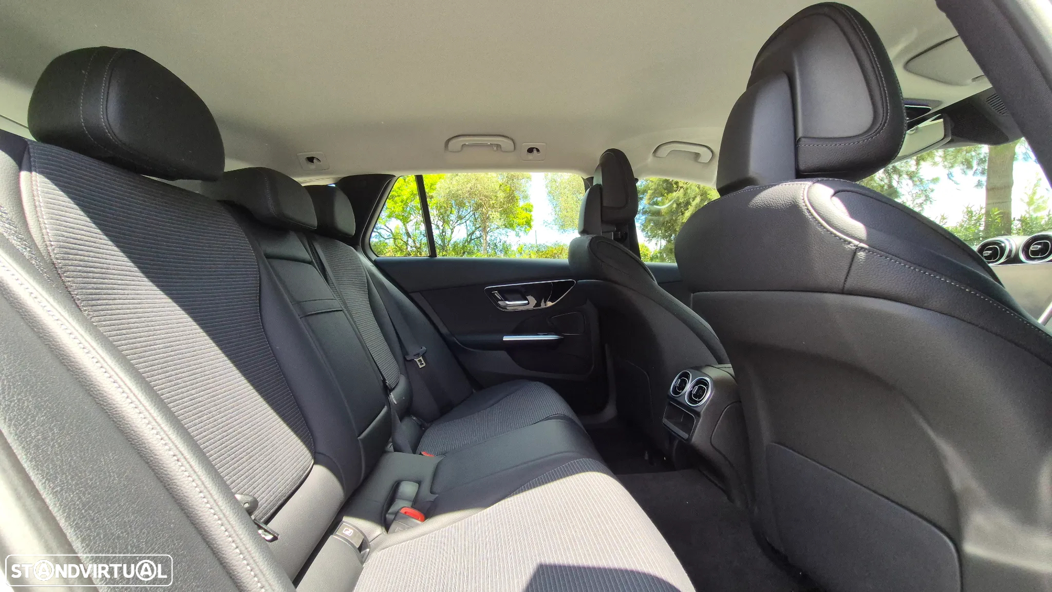 Mercedes-Benz C 300 de Avantgarde - 25