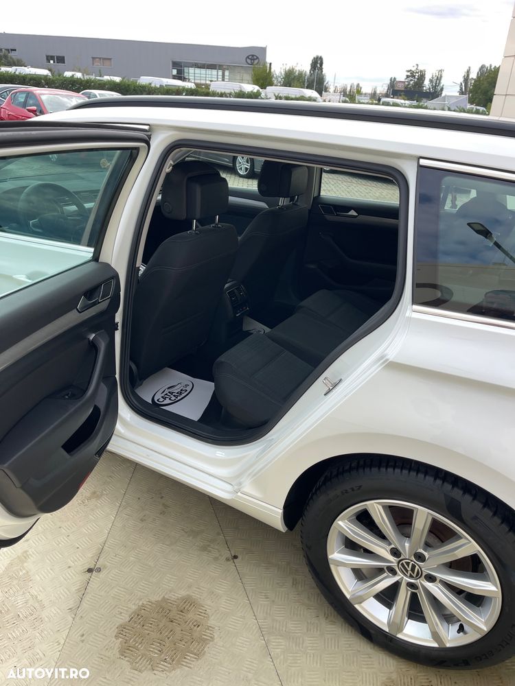 Volkswagen Passat - 26
