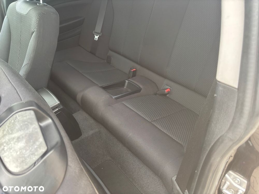 BMW Seria 2 218d Coupe - 16