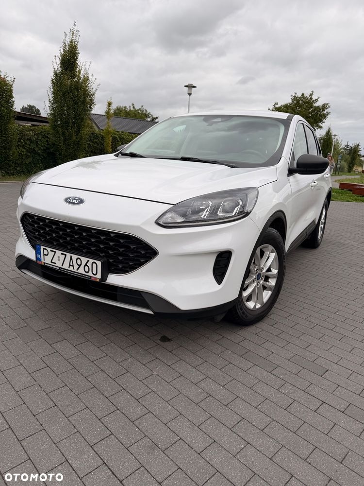 Ford Kuga - 37