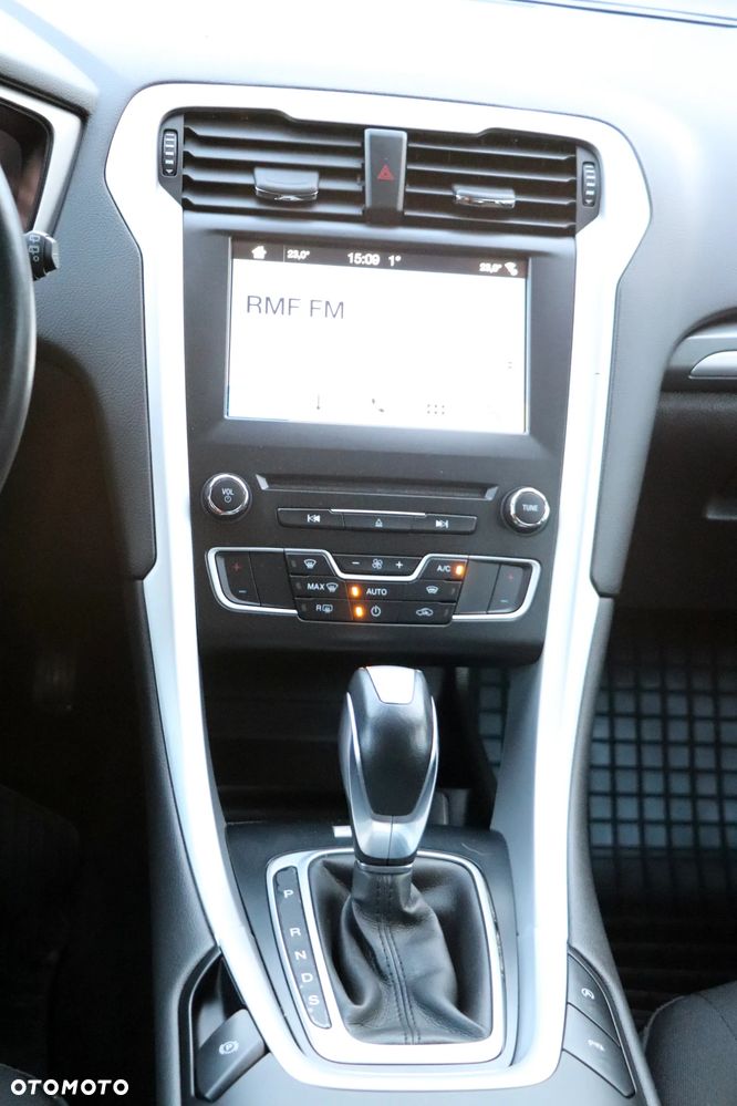 Ford Mondeo 2.0 TDCi Trend PowerShift - 35