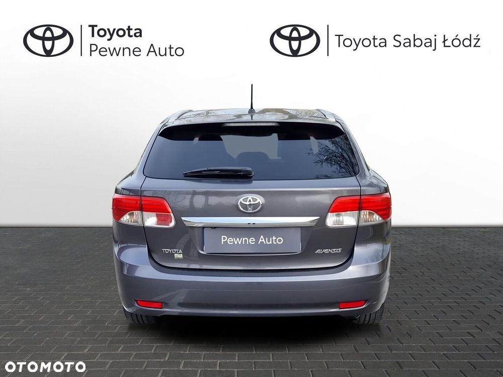 Toyota Avensis 1.8 Premium - 4
