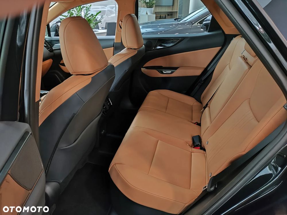 Lexus NX 450h+ Prestige AWD - 10