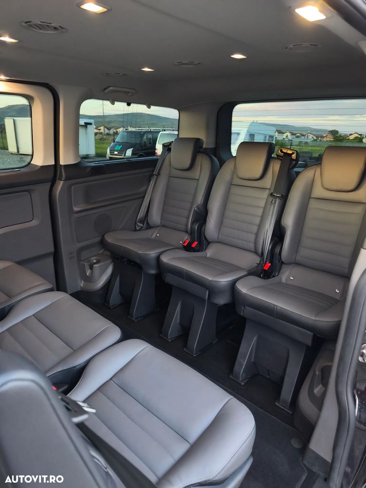 Ford Tourneo Custom - 26