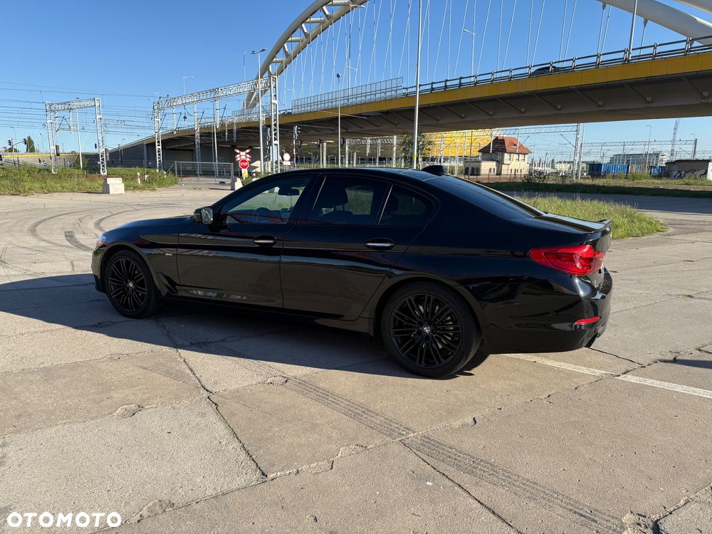 BMW Seria 5 520d xDrive - 5