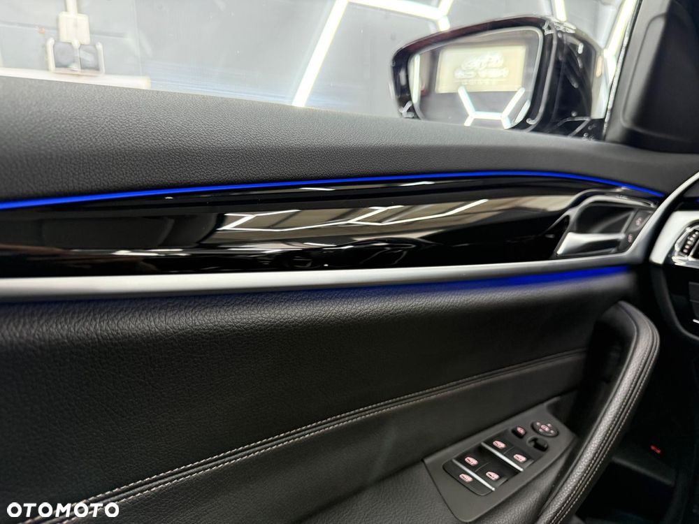 BMW Seria 5 520d M Sport Edition - 25