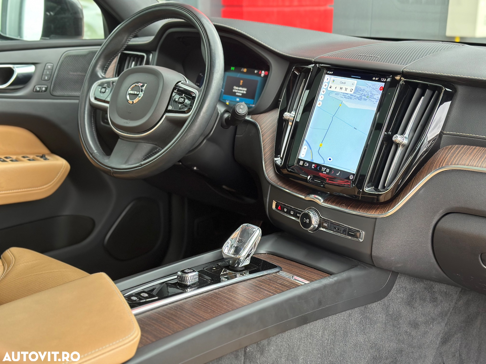 Volvo XC 60 T6 AWD Recharge Geartronic Inscription - 2
