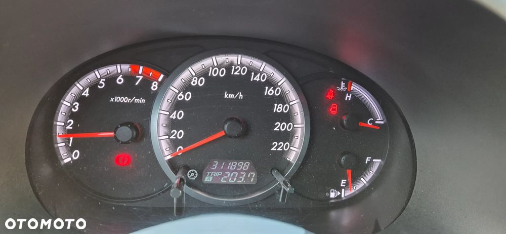 Mazda 5 2.0 Exclusive + - 15