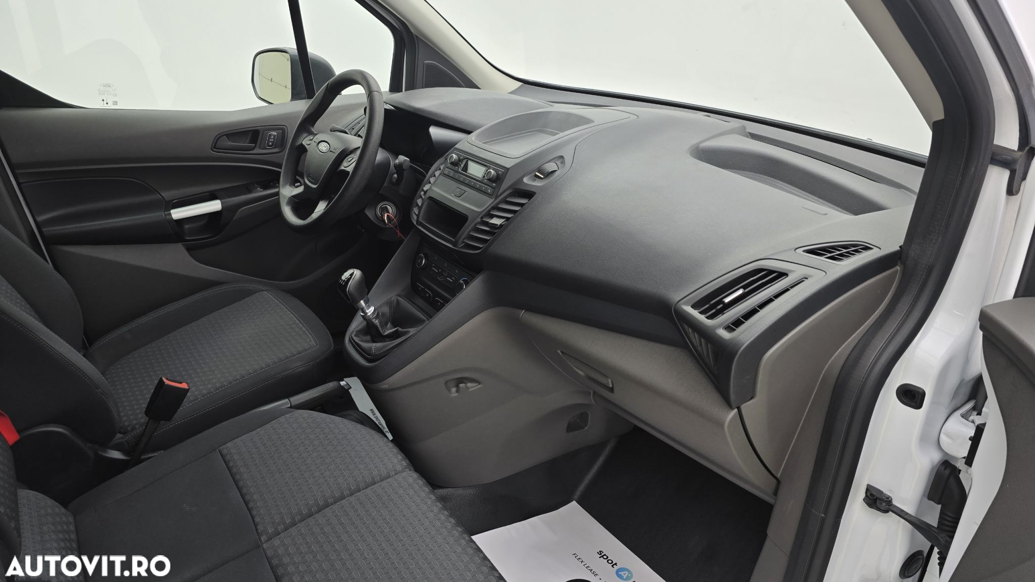 Ford Transit Connect - 20