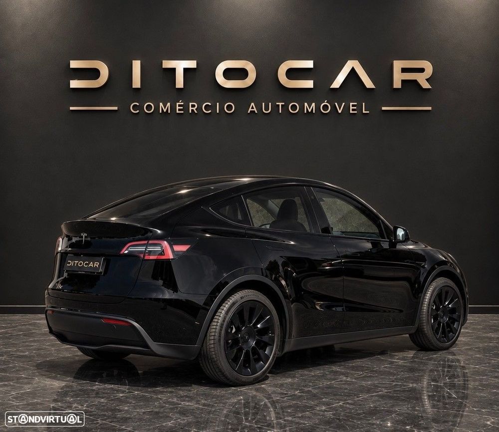 Tesla Model Y Standard - 7
