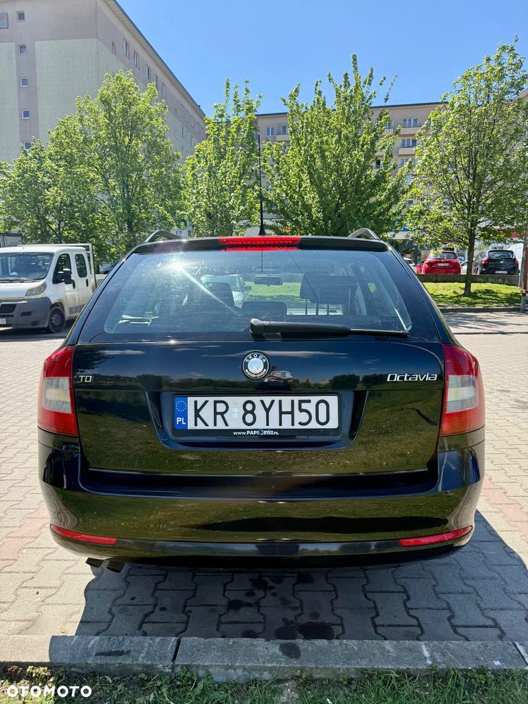 Skoda Octavia 1.9 TDI DPF Ambiente - 6