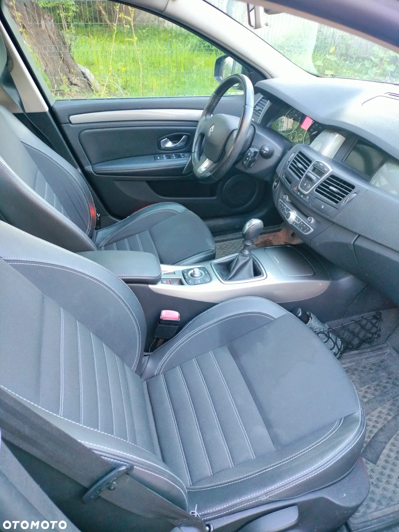 Renault Laguna 2.0 dCi Limited - 13