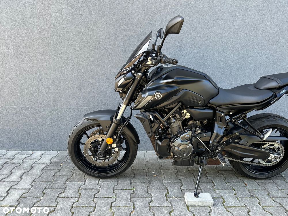 Yamaha MT - 7