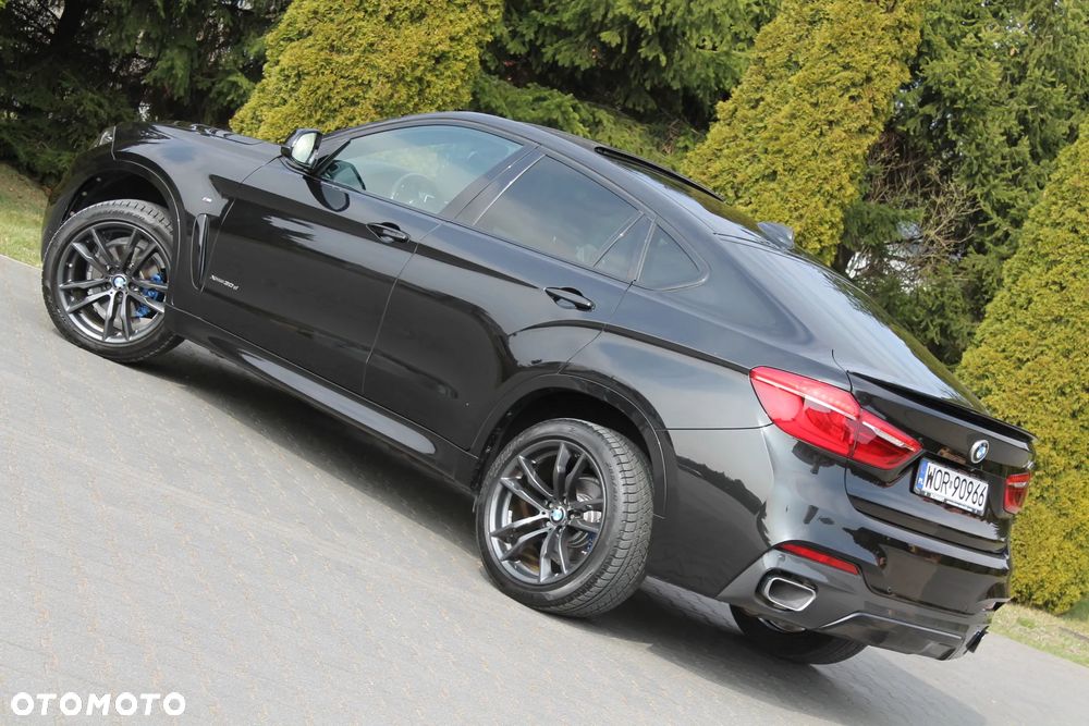 BMW X6 - 12