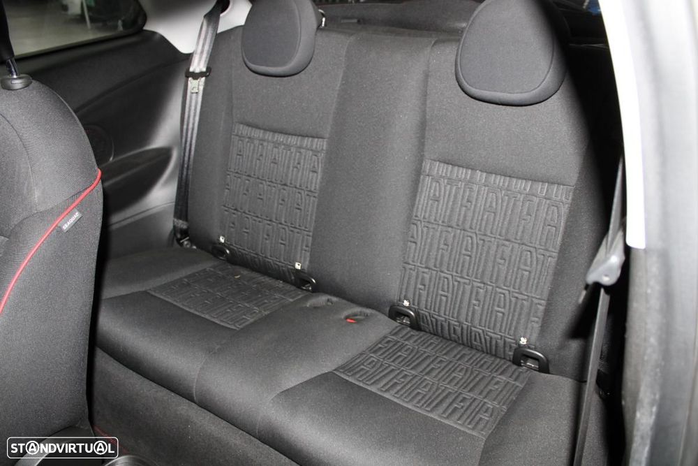 Fiat 500e 23,8kWh Red - 12