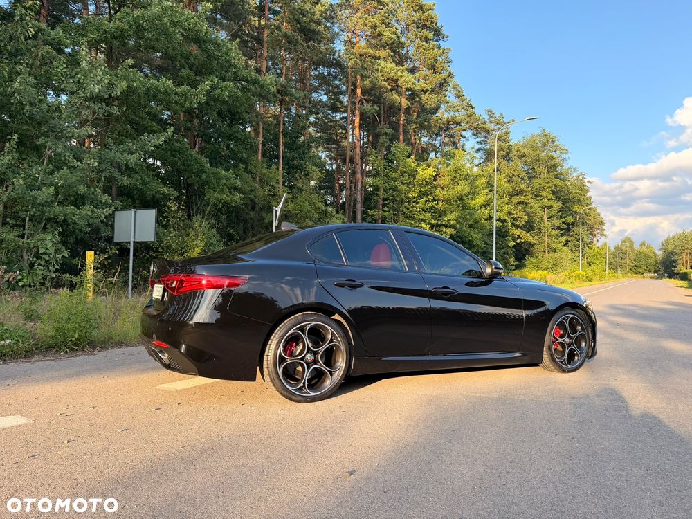 Alfa Romeo Stelvio 2.0 Turbo 16V AT8-Q4 Ti - 13