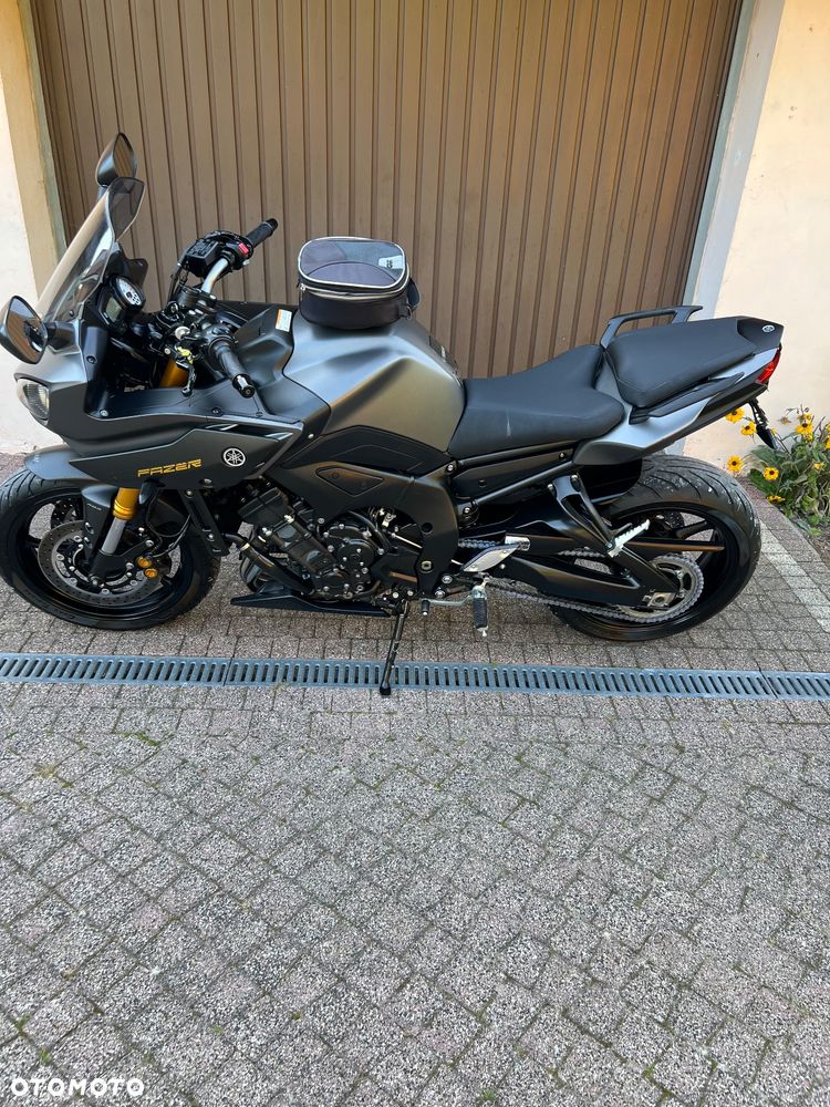 Yamaha FZ8 - 21