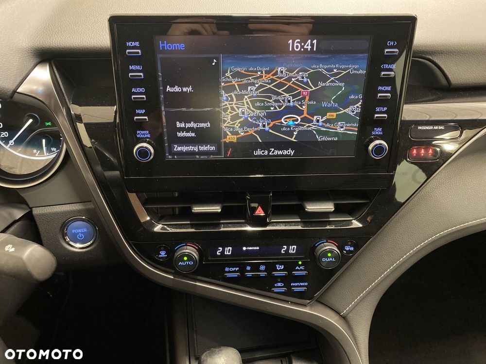 Toyota Camry 2.5 Hybrid Prestige CVT - 16