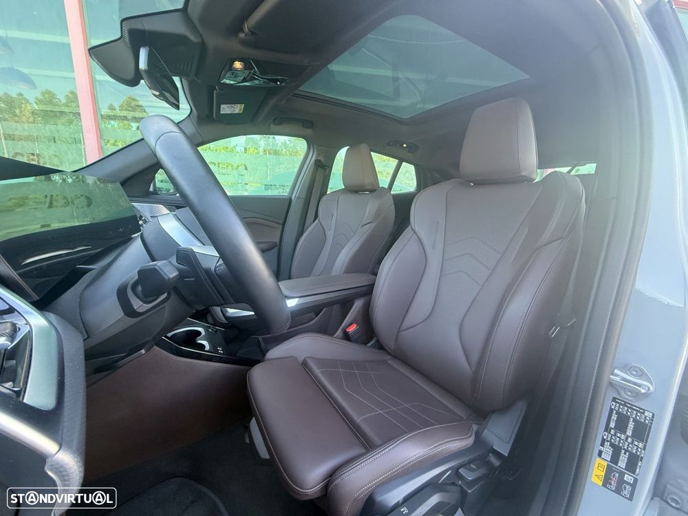 BMW iX2 eDrive20 Pack Desportivo M Pro - 10