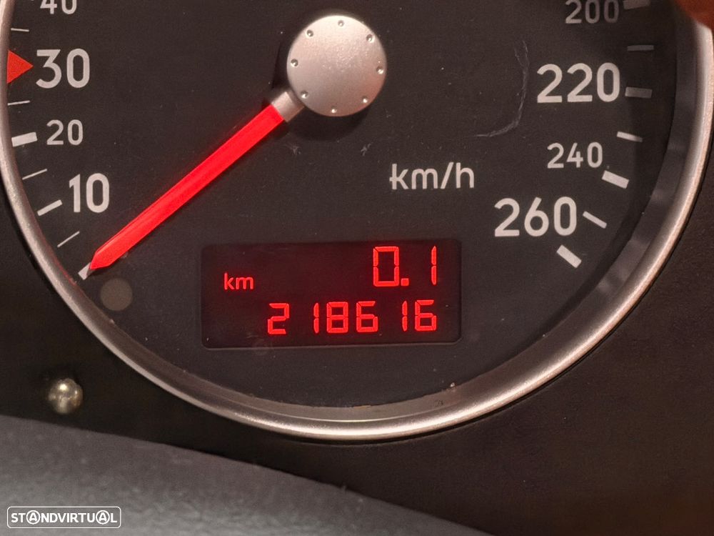 Audi TT Roadster 1.8 T - 22