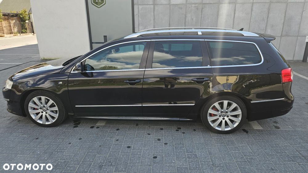 Volkswagen Passat 2.0 TDI Comfortline R-Style - 4