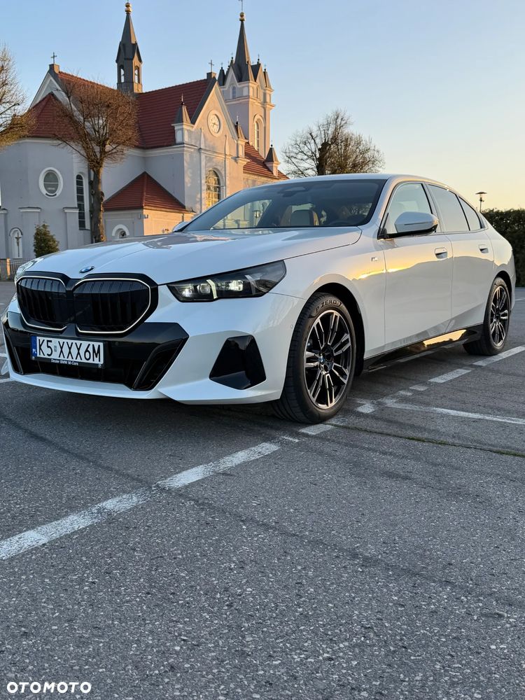 BMW Seria 5 520i mHEV Luxury Line sport - 1