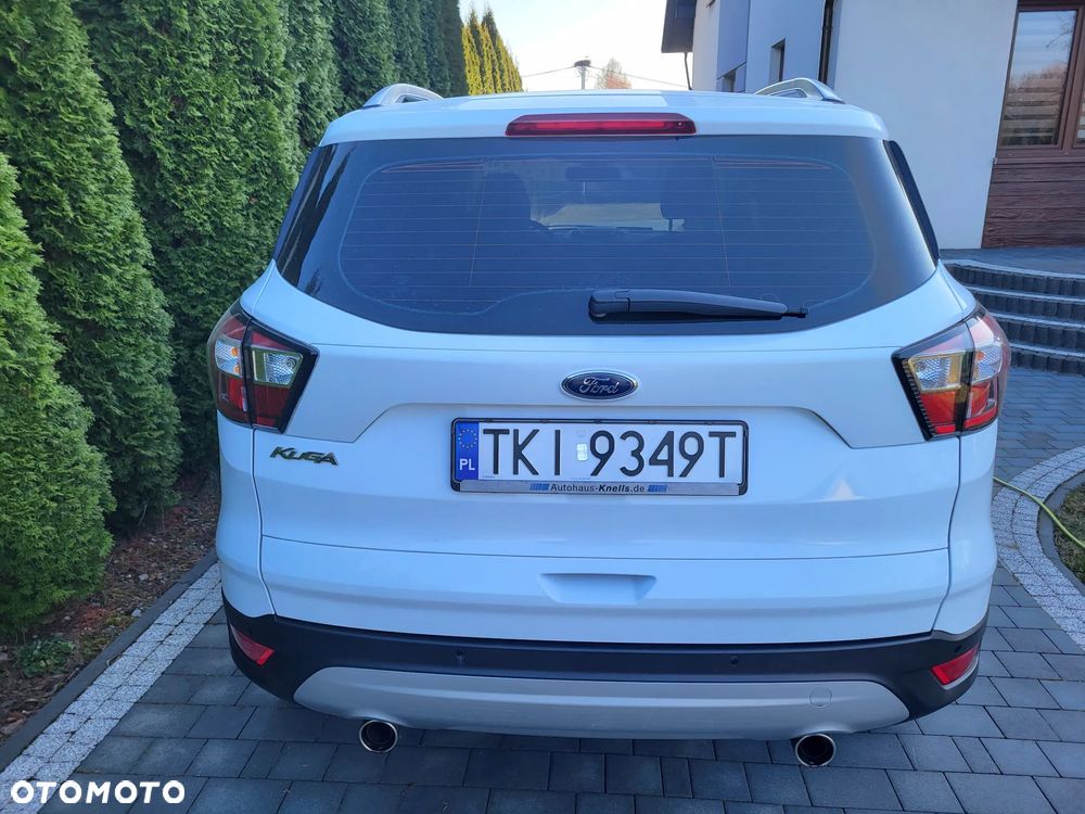 Ford Kuga 1.5 EcoBoost 2x4 Titanium - 6