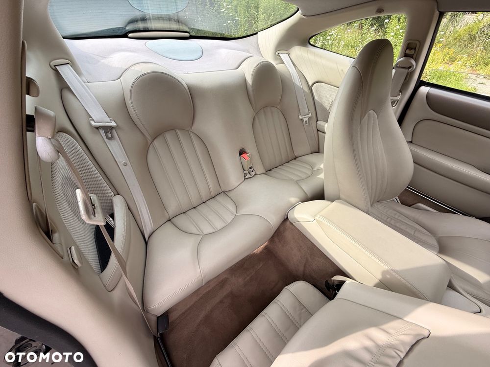 Jaguar XK8 - 23