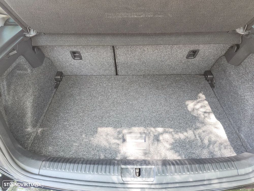 VW Polo - 19