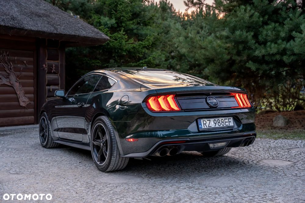 Ford Mustang - 12