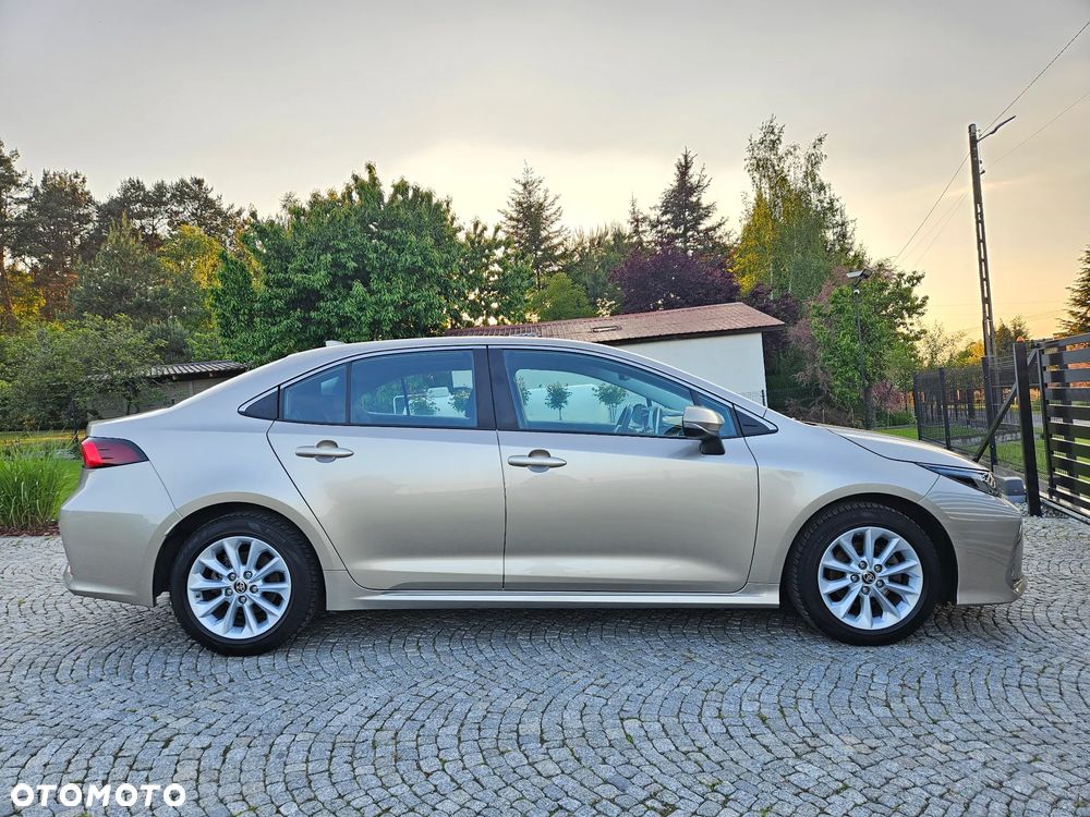 Toyota Corolla 1.8 Hybrid Comfort - 3