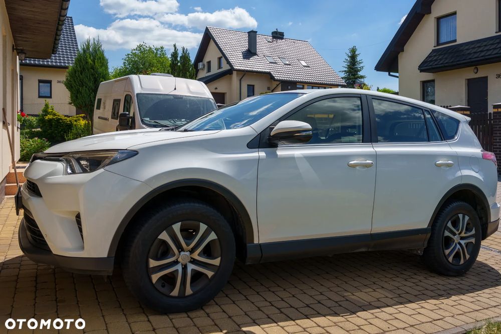 Toyota RAV4 2.0 D-4D Active 4x2 - 25