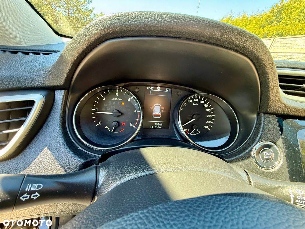 Nissan Qashqai 1.5 dCi Tekna - 24