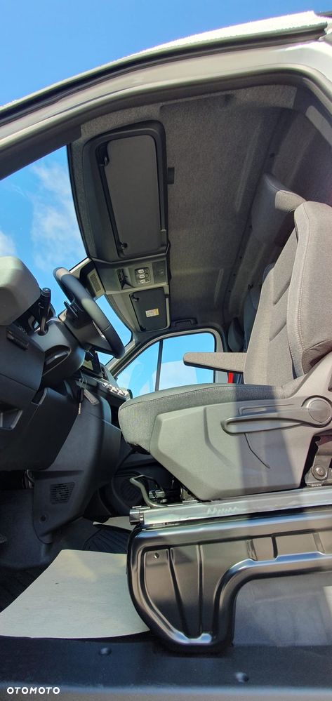 Renault Nowy Master IV - 16