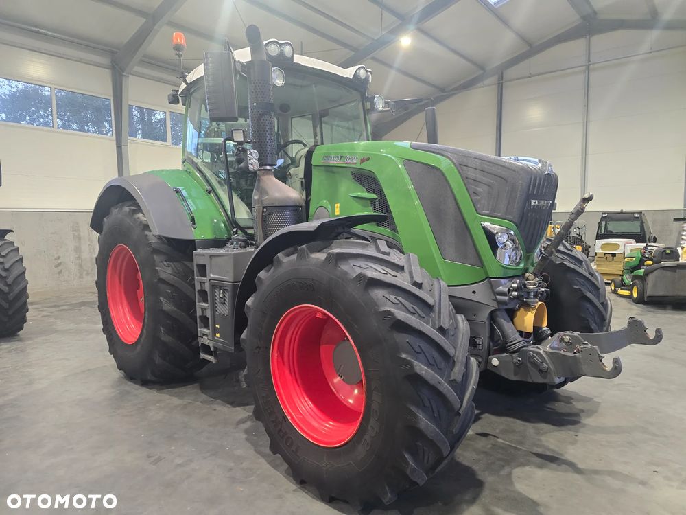 Fendt 828 S4 - 1