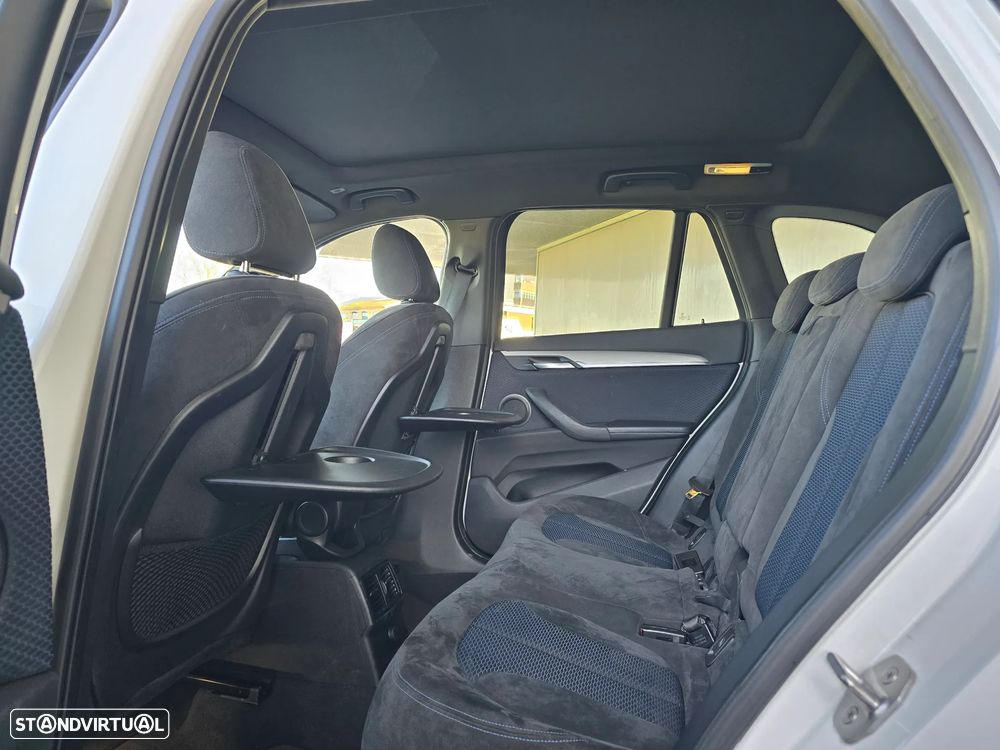 BMW X1 18 d xDrive Auto Pack M - 12
