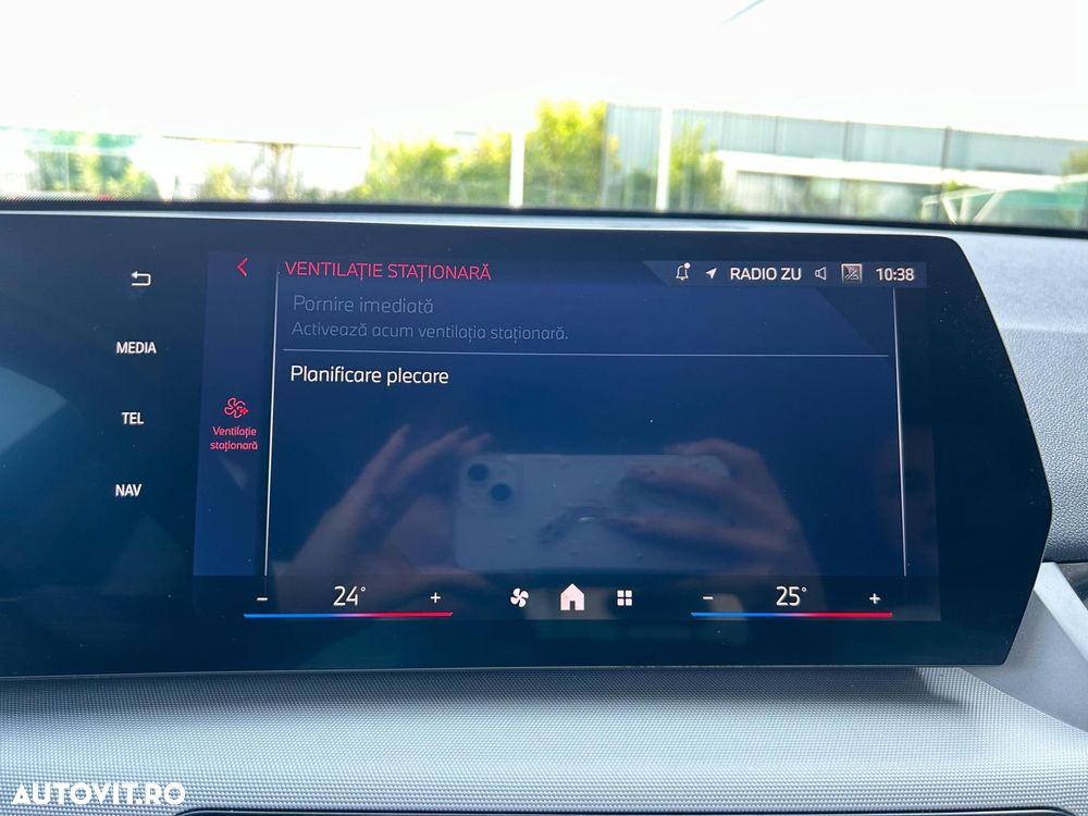 BMW X1 sDrive18d AT - 26