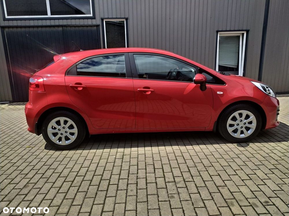 Kia Rio 1.2 Attract - 8
