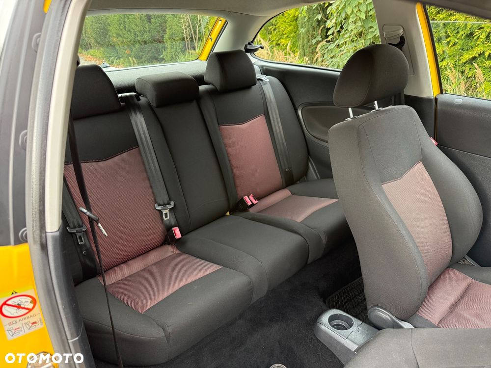 Seat Ibiza SC 1.4 16V Sport - 15